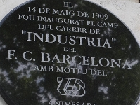 Imagen de la placa conmemorativa. Foto: lex Caparrs - FCB