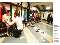 Una de les imgenes del libro, cuando Guardiola habla con Messi despus del 2-6 en el Santiago Bernabu. Foto: Miguel Ruiz (FC Barcelona).