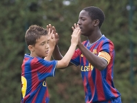 Alexis Meva celebra uno de sus goles. Foto: Archivo FCB.