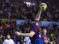 Juann, en el partido del Palau contra el Zagreb (Fotos: Miguel Ruiz y lex Caparrs - FCB)