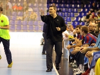 Xavi Pascual ha reconocido los errores cometidos por su equipo pero, afortunadamente, el Bara Borges est en la final de la Copa (Foto: Archivo)