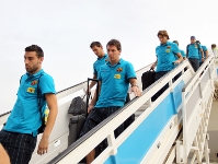 El equipo ha aterrizado en Barcelona despus de unas 12 horas de vuelo. Fotos: Miguel Ruiz-FCB