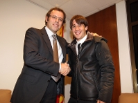 Bojan, una vez firmada su ampliacin de contrato. Fotos: Miguel Ruiz (FCB)