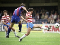 Les fotografies corresponen al Bara Atltic-Granada jugat al Miniestadi el 14 d'abril del 1984. Fotos: Arxiu FCB.