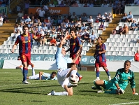 Rubn Mio, el gran protagonista del match, en una accin del choque contra el Celta. Fotos: Diego Prez.