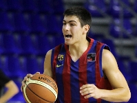 A pesar de sufrir, el Bara B ha ganado el primer partido en el Palau (Fotos: Archivo - FCB)