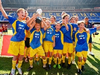 Un dels campions del Torneig de Futbol de Penyes. Fotos: Germn Parga-FCB.