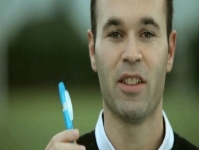 Iniesta, en el spot de la campaa.