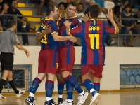 Els jugadors del Bara celebrant un gol davant el Marfil Santa Coloma. Foto: Arxiu-FCB