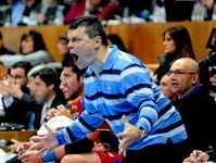 Pascual, orgulls del seu equip (Foto: Asobal)