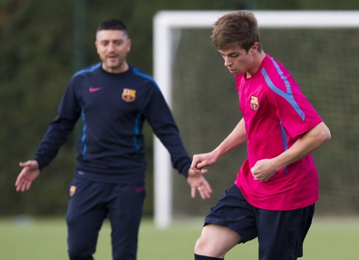 Garca Pimienta y Pau Belana, del Cadet A, en el entrenamiento de este jueves 9 de Junio en la Ciutat Esportiva Joan Gamper. Fotos; lex Caparrs/FCB