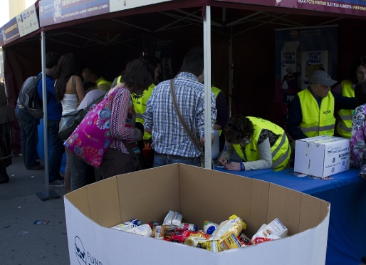 Carpa de recollida presencial al recinte del Camp Nou. Foto: lex Caparrs / FCB