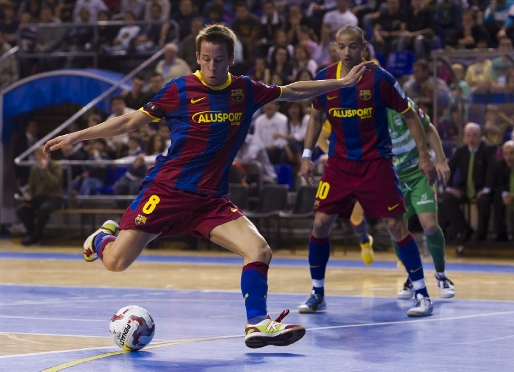 Lin, el jugador segovi del Bara Alusport, en una acci del darrer partit jugat pels blaugranes (Foto: Arxiu - FCB)