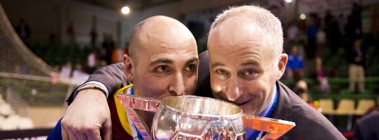 El ftbol sala ofrecer el trofeo de campeones de Copa. Foto: Archivo-FCB