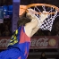 Rabaseda, esmaixant. (Foto: lex Caparrs - FCB)