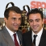 El president Joan Laporta, en nom del FC Barcelona, i Xavi Hernndez, com a millor esportista, van rebre premis. Foto: lex Caparrs (FCB)
