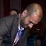 Guardiola signant una samarreta del Bara. Fotos: lex Caparrs (FC Barcelona)