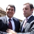 Salutaci entre Joan Laporta, president sortint, i Sandro Rosell, president entrant. Fotos: lex Caparrs / Miguel Ruiz (FCB)