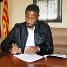 Keita durante el acto de la firma del contrato.