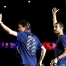 Josep Guardiola y Tito Vilanova ofreciendo la Liga de Campeones a la aficin que llenaba el Camp Nou. Foto: archivo FCB