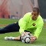 El portero Mio, del Bara Atltic, ha sido uno de los jugadores del filial que han entrenado con el primer equipo. Foto: Miguel Ruiz-FCB