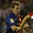 Hleb intenta sortejar al rival en el Athletic-Bara (0-1)